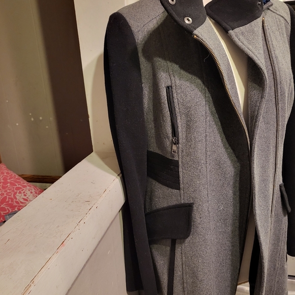 Coat/jacket - Picture 9 of 10